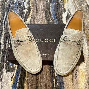 Men’s Authentic Gucci Loafer Beige Suede Size 11 Worn Once